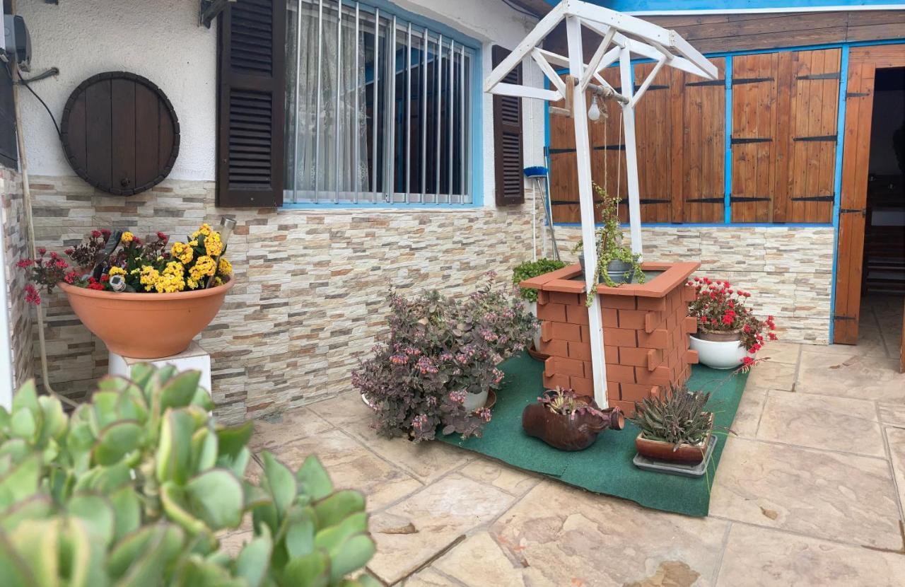 Mamas Summer House ลาร์นาคา ภายนอก รูปภาพ
